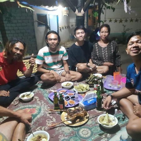 Sunrise Bukit Asam Homestay Kuta  Bagian luar foto